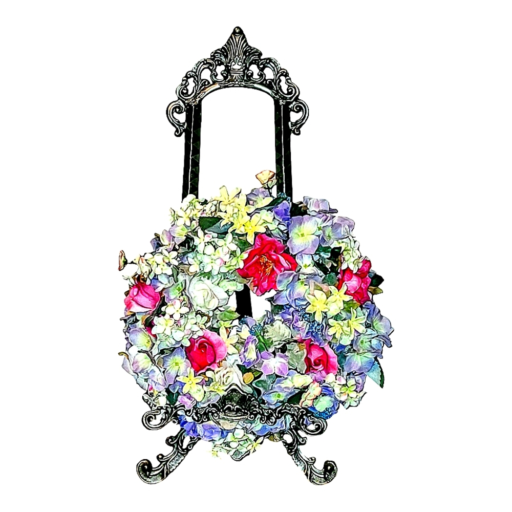 Boutique Wreath w/Pewter Display